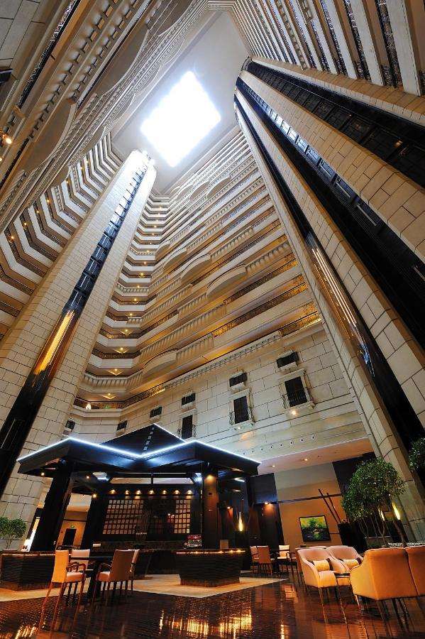 Intercontinental Shanghai Pudong By Ihg Buitenkant foto