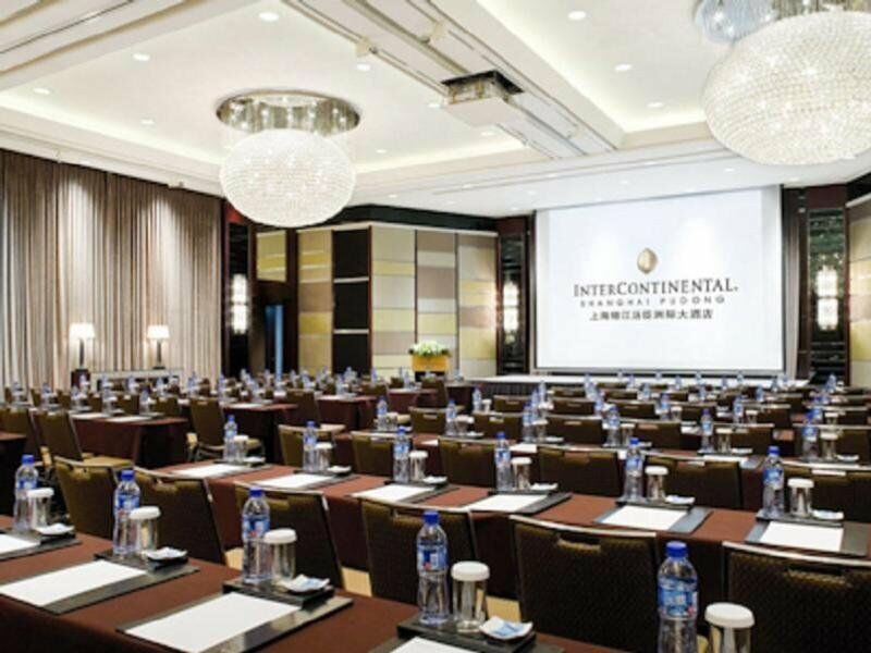 Intercontinental Shanghai Pudong By Ihg Buitenkant foto